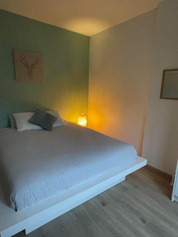 Bed and Breakfast Le Revella Profondeville Exterior foto